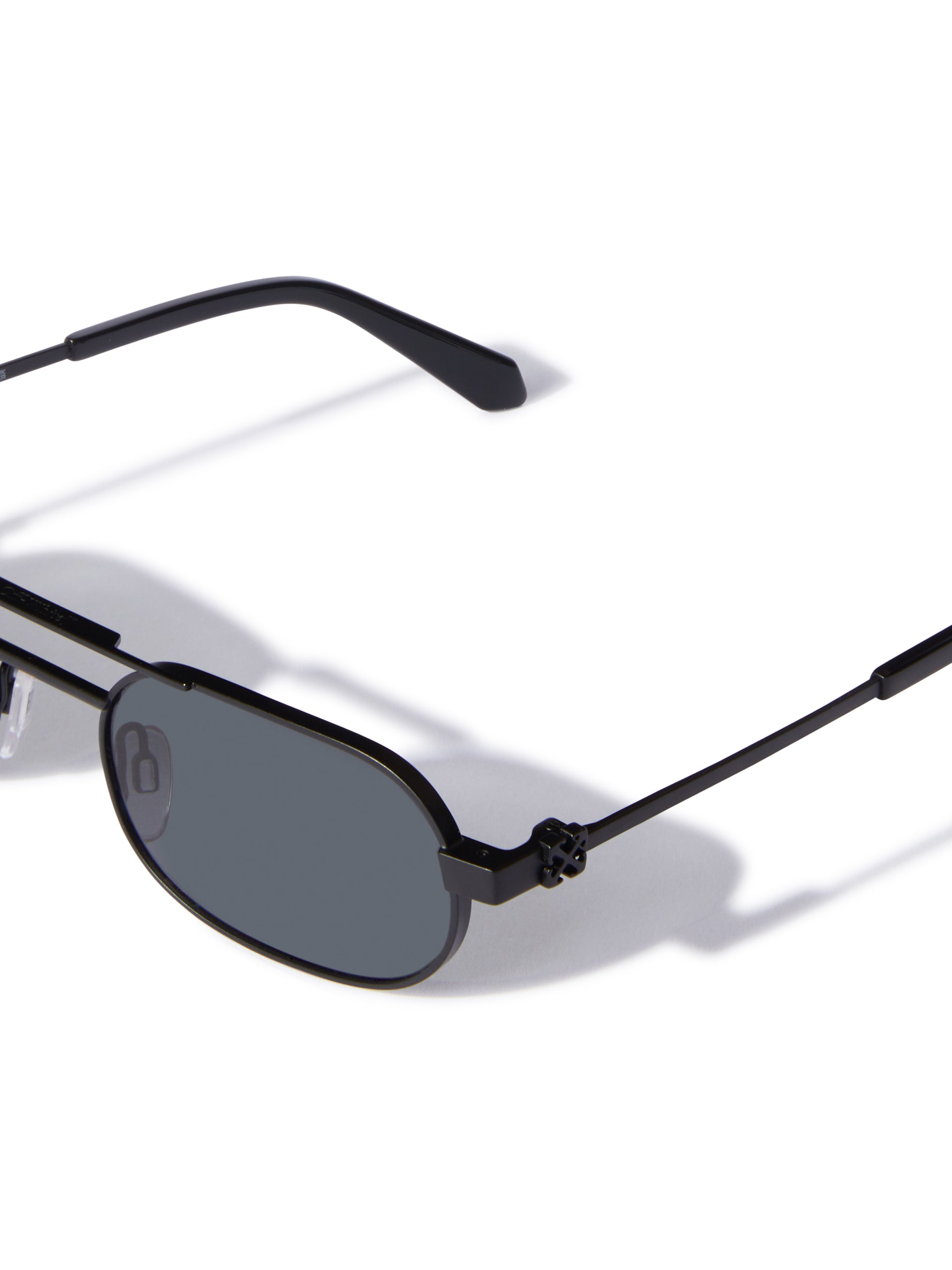 OFF WHITE METAL OVAL MATTE BLACK SUNGLASS