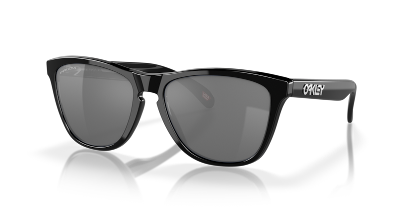 OAKLEY PLASTIC BLACK ROUND SQUARISH SUNGLASS